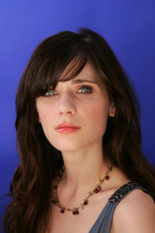 Zooey Deschanel : zooey-deschanel-1362598778.jpg