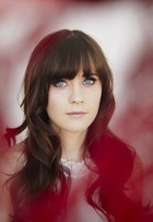 Zooey Deschanel : zooey-deschanel-1377370994.jpg