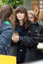 Zooey Deschanel : zooey-deschanel-1418940874.jpg